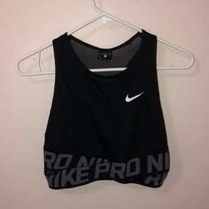 Nike Women’s Pro Intertwist Crop Tank Top